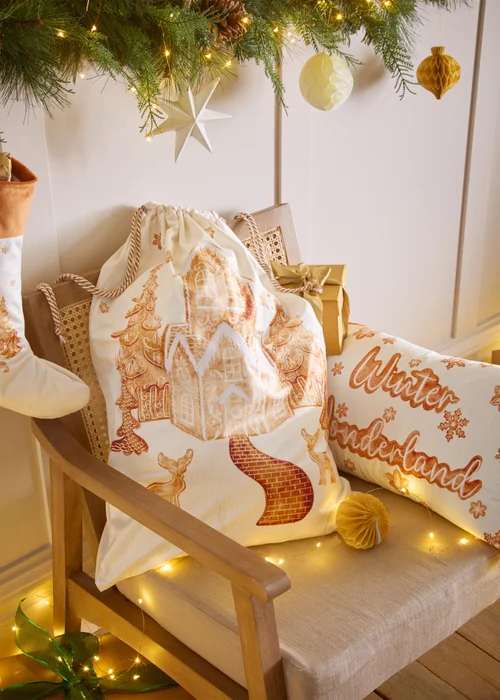 furn. Gretel Velvet Christmas Stocking - One Size Image 3