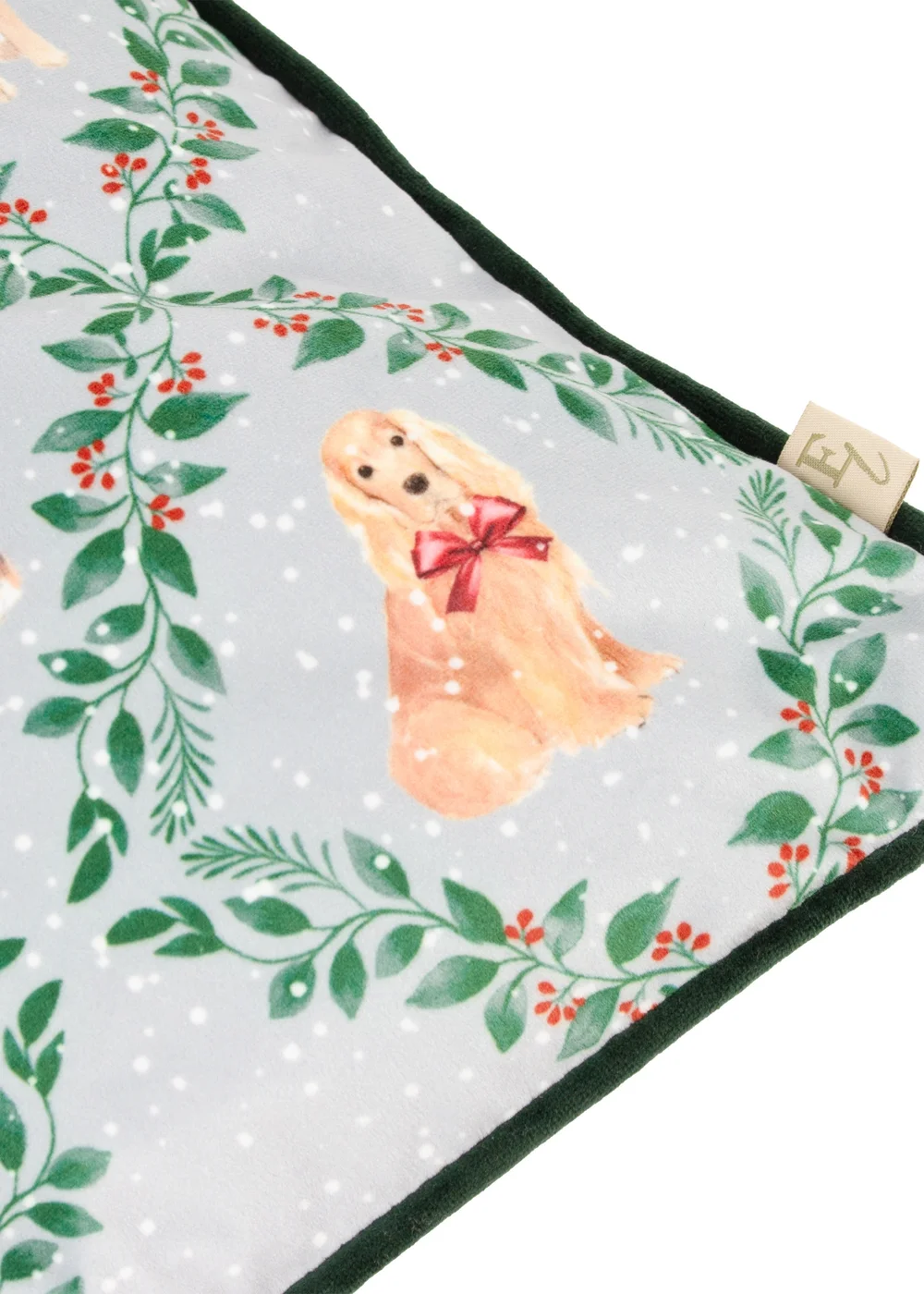 Evans Lichfield Winter Dog Friends Filled Cushion (45cm x 45cm) - One Size Image 5