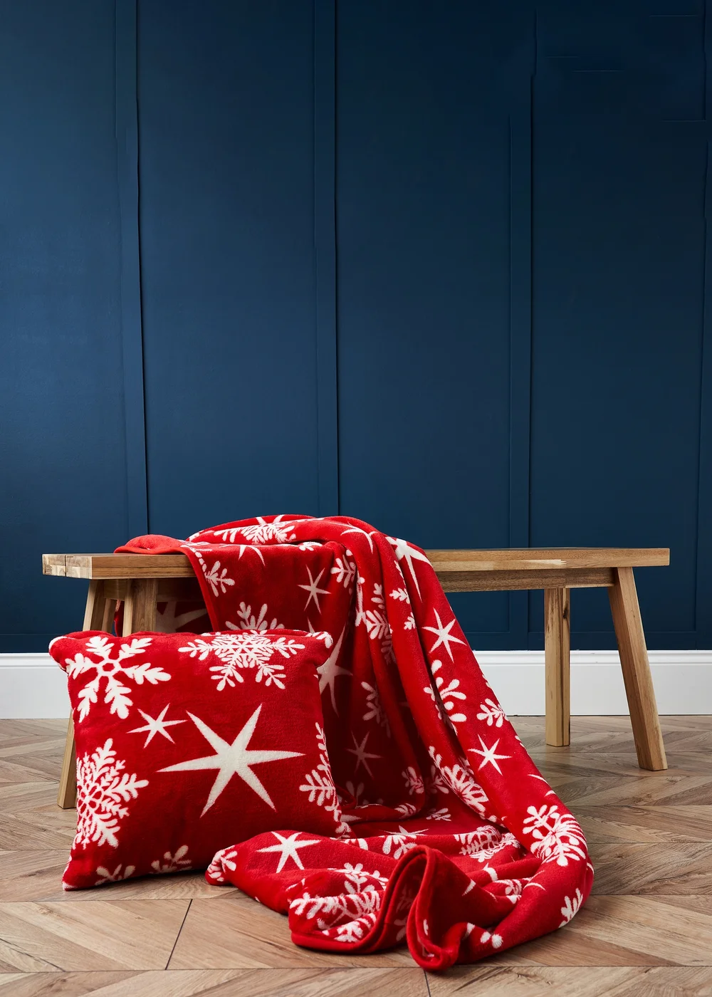 BHS Red Christmas Snow Flake Throw - One Size Image 5