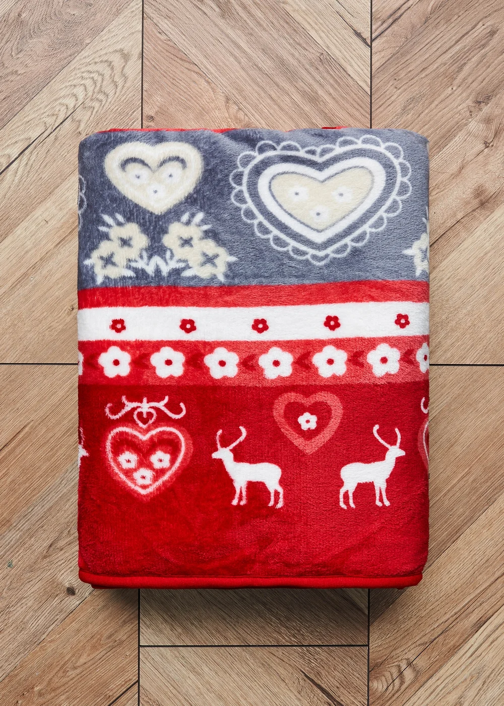 BHS Red Christmas Winter Snow Throw - One Size Image 5