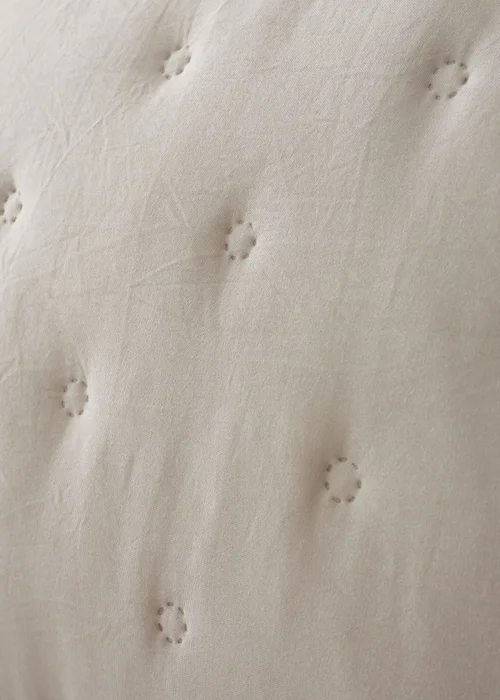 Catherine Lansfield Nori Cream Pinsonic Faux-Shearling Bedspread (220x230cm) - One Size Image 3