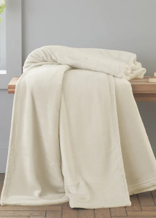 Catherine Lansfield Extra Large Raschel Velvet Touch Blanket Throw (200x240cm) - One Size Image 1