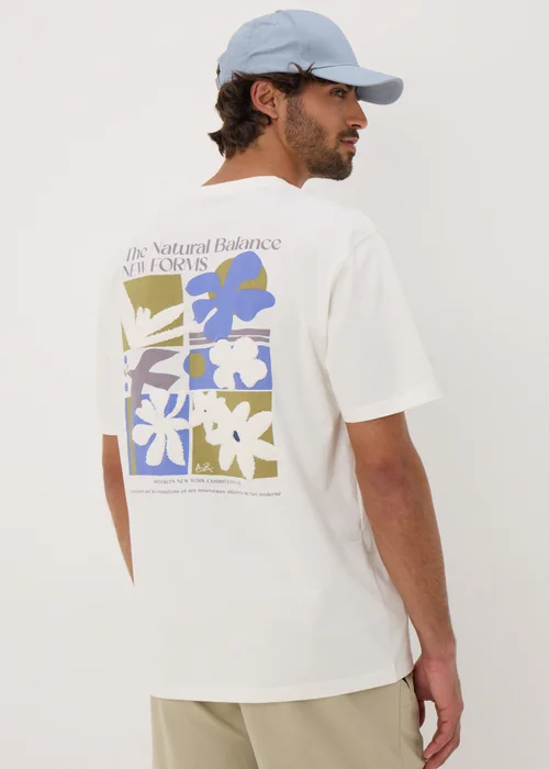 Ecru Natural Balance Boucle T-Shirt - S Image 3