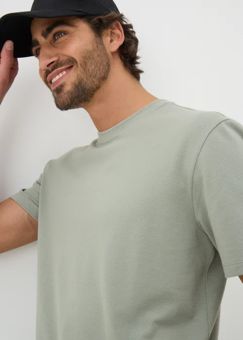 Sage Textured T-Shirt - S Image 1