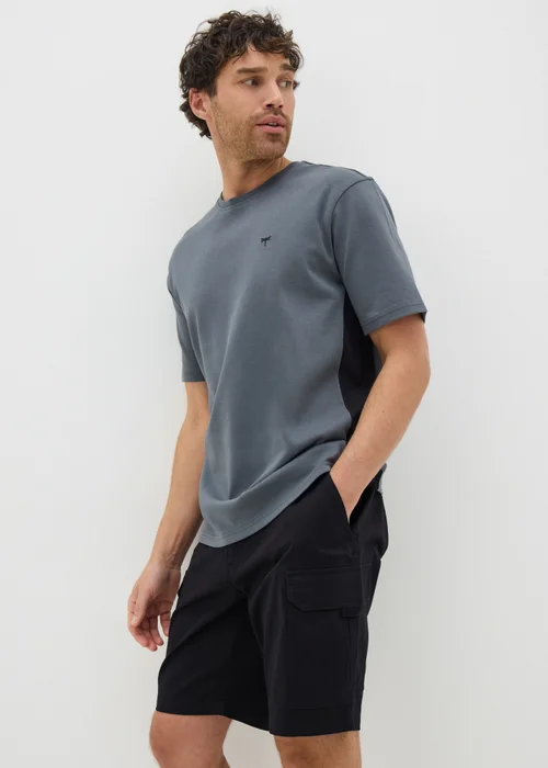 Black Cargo Shorts - 30 Image 1