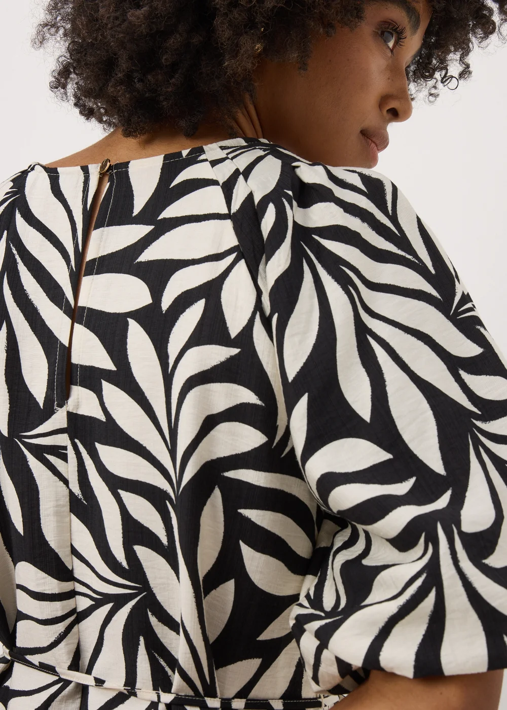 Et Vous Black Palm Tie Waist Mini Dress - 8 Image 3