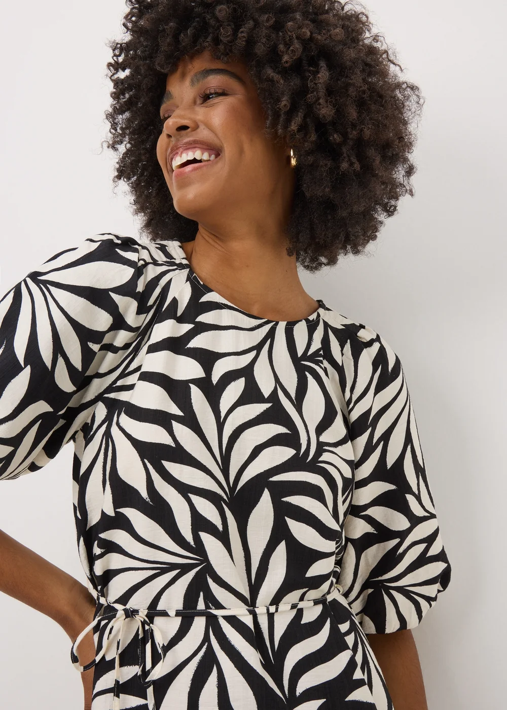Et Vous Black Palm Tie Waist Mini Dress - 8 Image 2