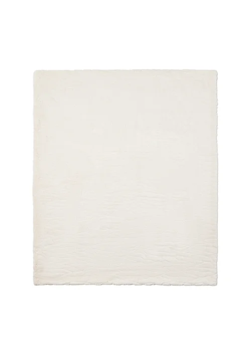 BHS Luxury Embossed Cream Rabbit Faux Fur Throw (127x152cm) - 127cm x 152cm Image 2