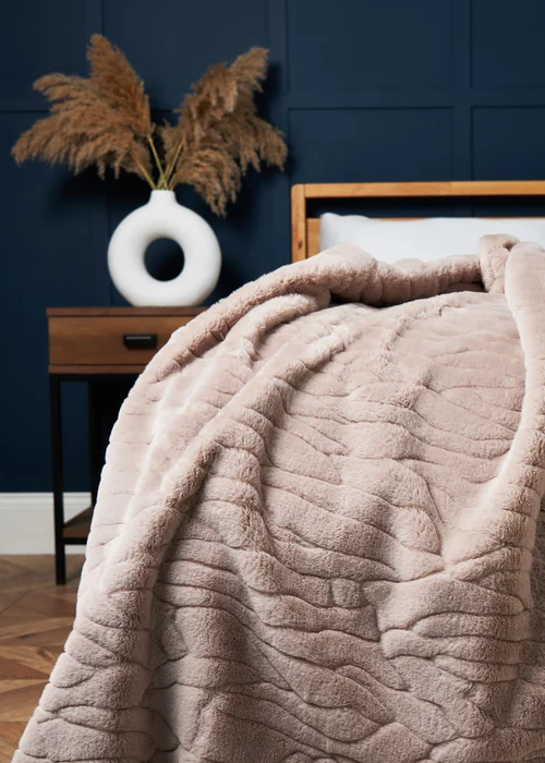 BHS Luxury Embossed Tan Rabbit Faux Fur Throw (127x152cm) - 127cm x 152cm Image 1