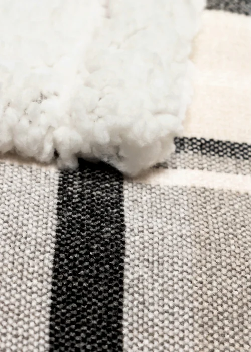 BHS Luxury Warm Grey Check Throw With Faux-Shearling (130x150cm) - 130cm x 150cm Image 2