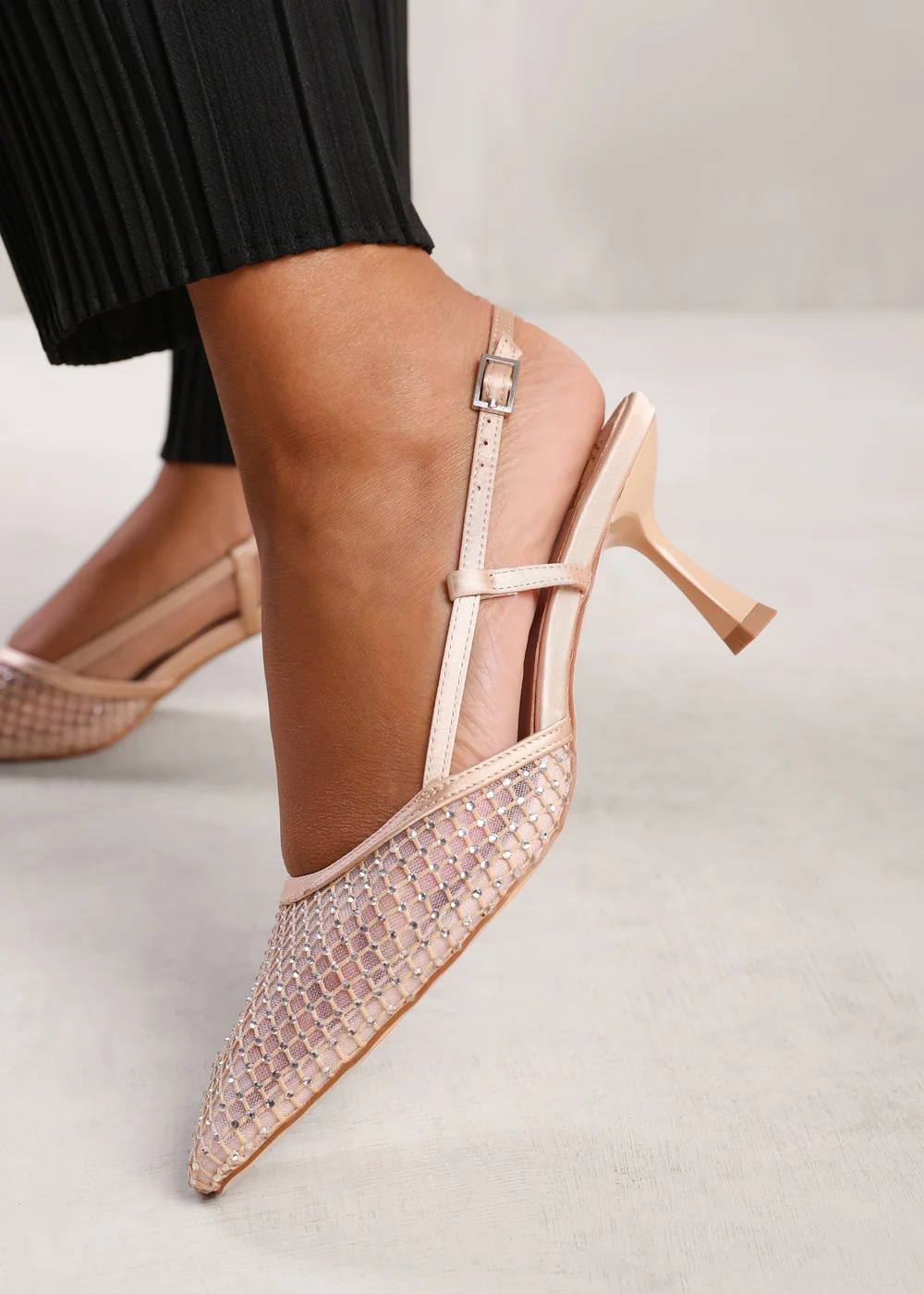 Where's That From Cream Satin Greece Slingback Pointed Toe Heels - Size 7 Image 3