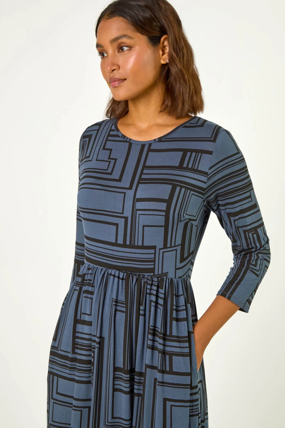 Roman Grey Linear Print Pocket Stretch Midi Dress - 18 Image 4