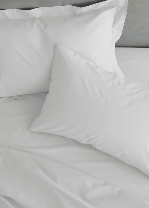 Catherine Lansfield White Easy Iron Percale Combed Fitted Valance Sheet - Super king Image 3