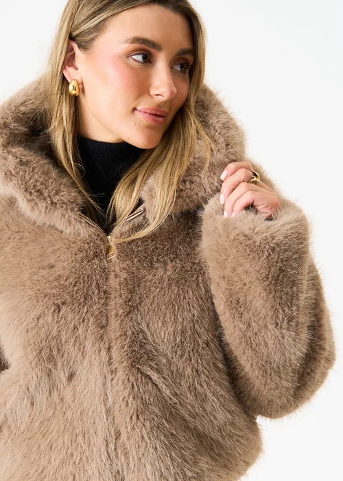 Gini London Stone Zip Front Cropped Faux Fur Jacket - Small/Medium Image 3