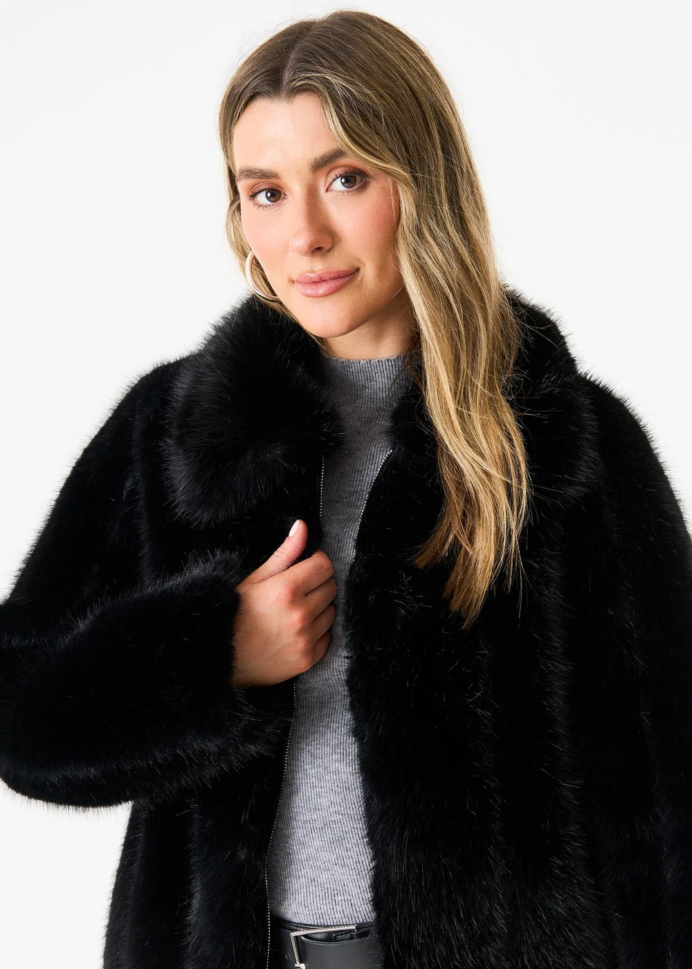 Gini London Black Zip Front Faux Fur Short Jacket - Medium/Large Image 3