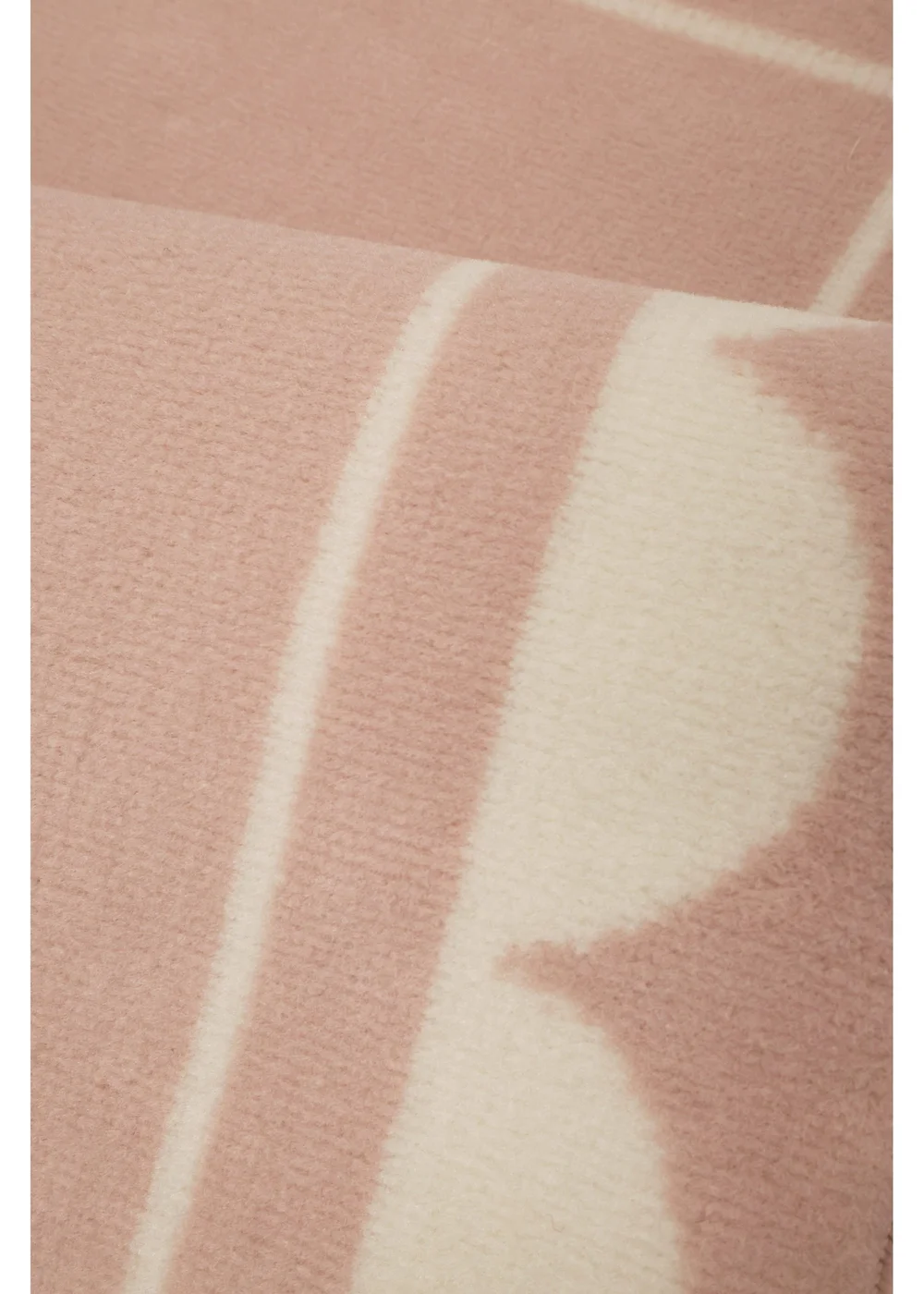 Homemaker Scallop Blush Rug - 160 X 230 Image 3