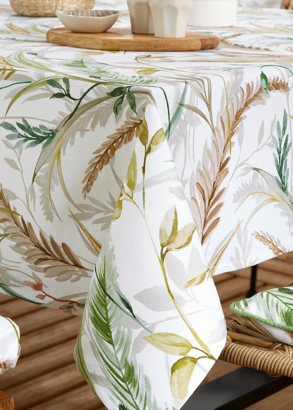 RHS Natural Ornamental Grasses Shower Proof Dining Table Cloth (137x229cm) - 137 x 229cm Image 3