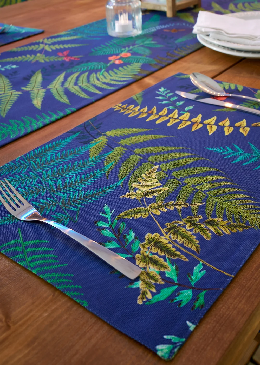 RHS Navy Woodland Fern Shower Proof Dining Placemat Pair (34x46cm) - One Size Image 3