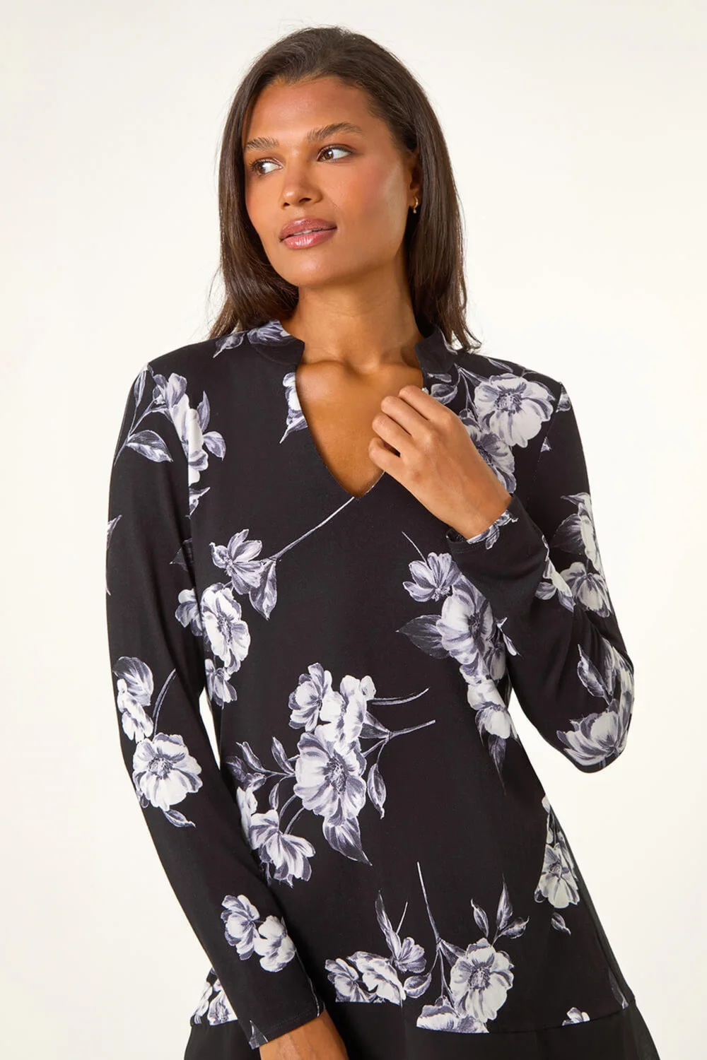Roman Black Floral Print V-Neck Chiffon Hem Top - 10 Image 4