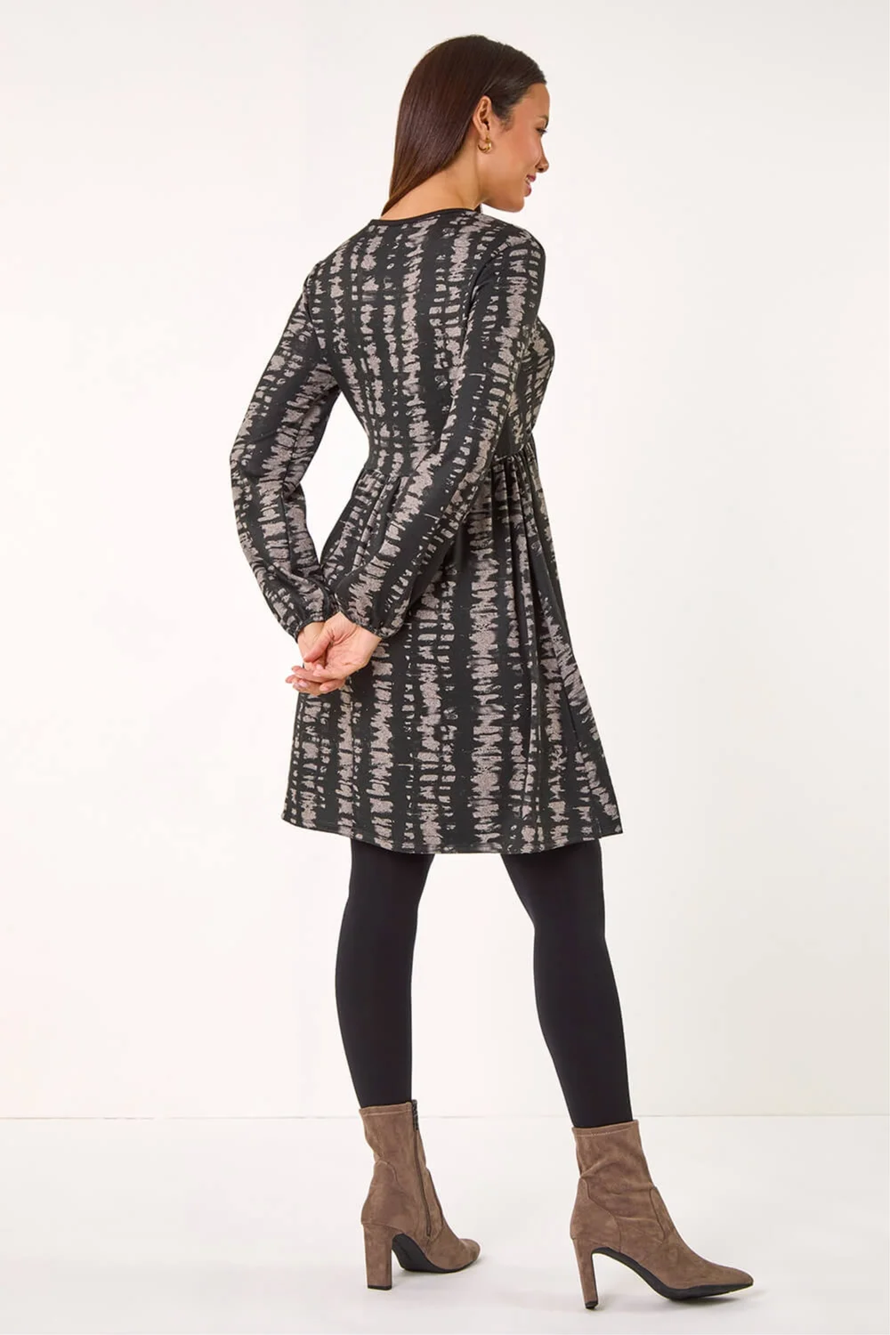 Roman Black Abstract Print Soft Knit Stretch Dress - 18 Image 3