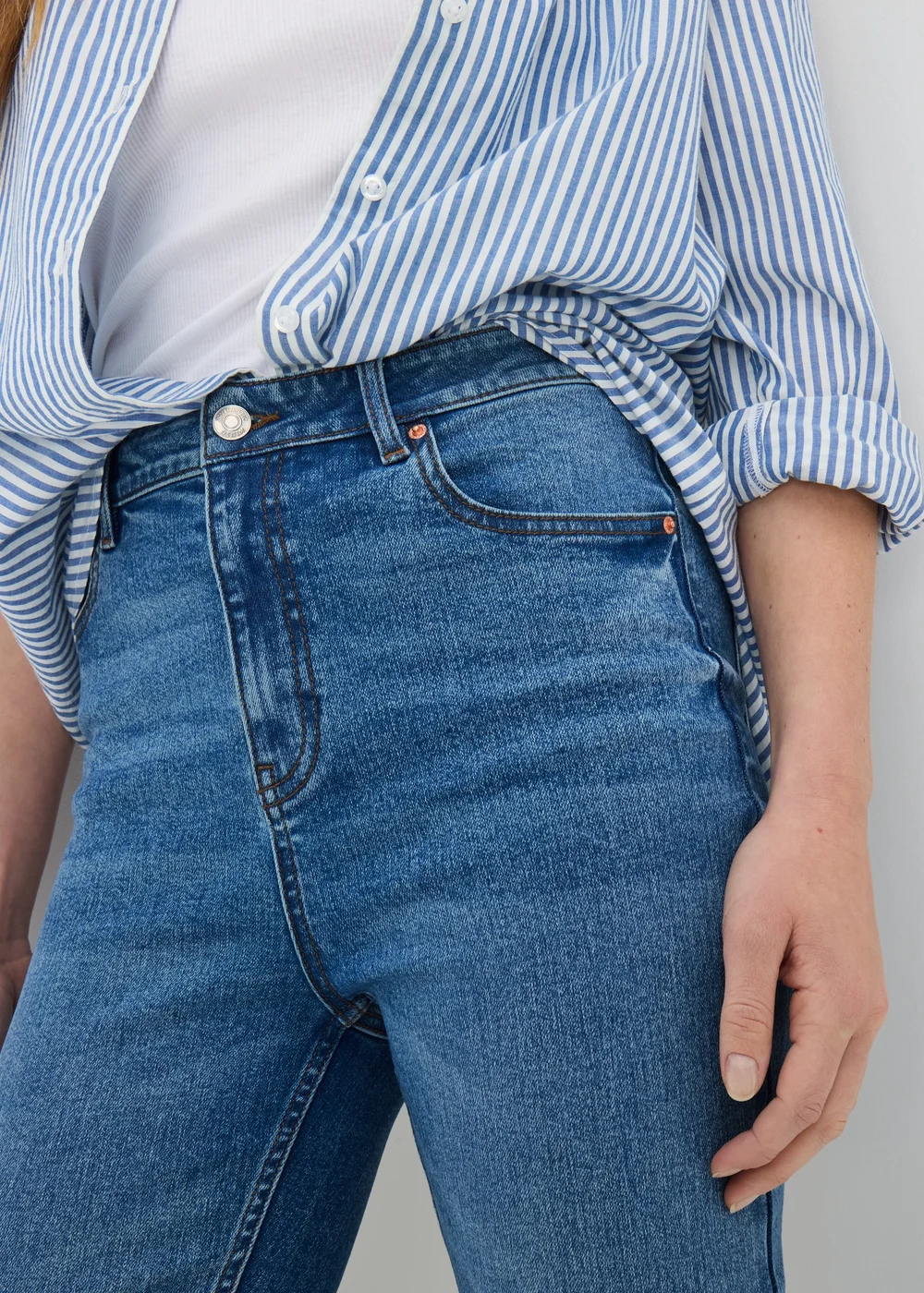 Mid Wash April Stretch High Rise Skinny Jeans - 24/L29 Image 3