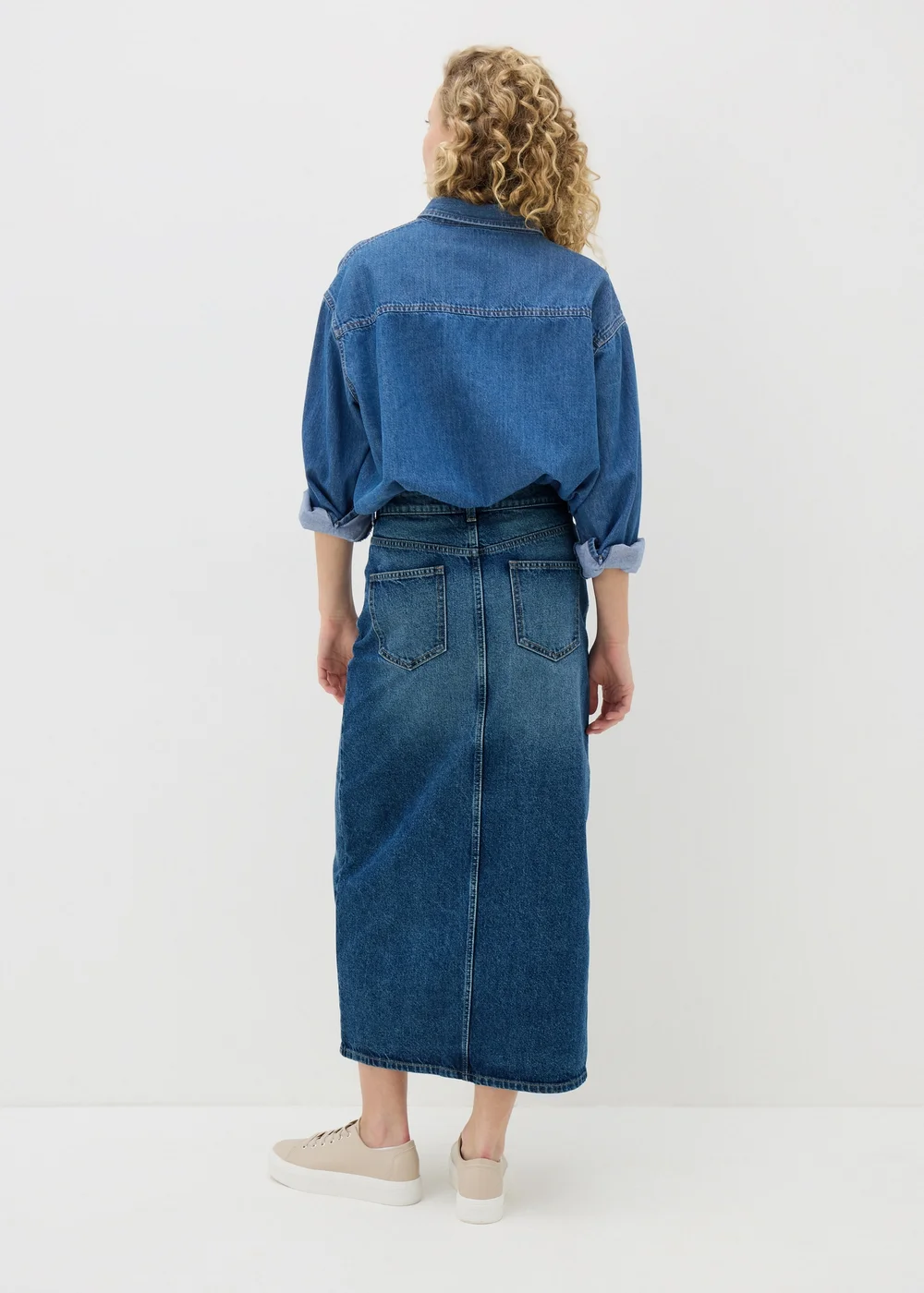 Mid Wash Denim Midi Skirt - 8 Image 2