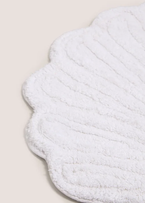 White Shell Bath Mat Image 2