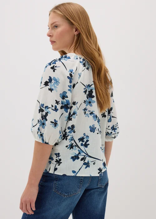 Navy Ditsy Floral V-Neck Tea Top - 8 Image 2