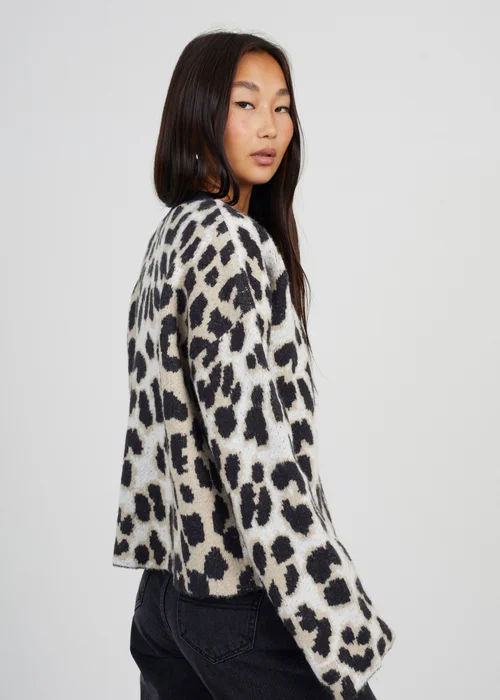 Brave Soul Camel Button Through Animal Print Jacquard Knit Cardigan - XS Image 2