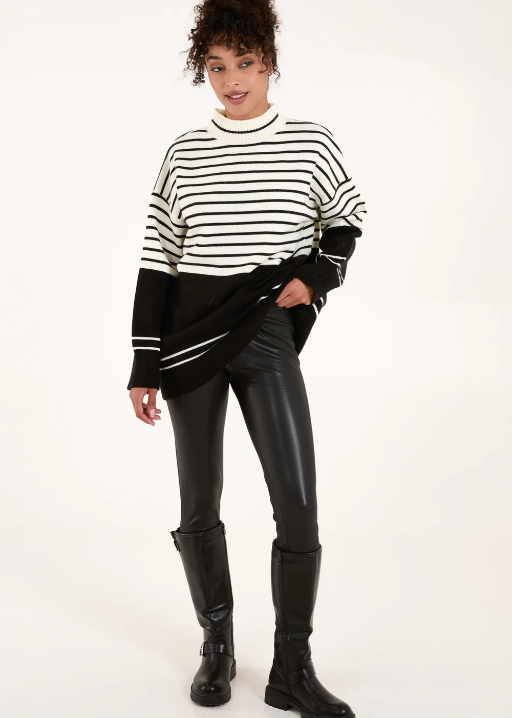 Blue Vanilla Black/White Mixed Stripe Round Neck Jumper - One Size Image 4