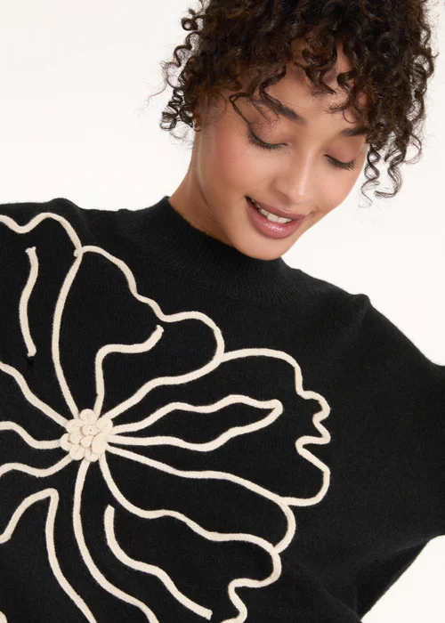 Blue Vanilla Black Large Flower Embroidery Jumper - S/M Image 3