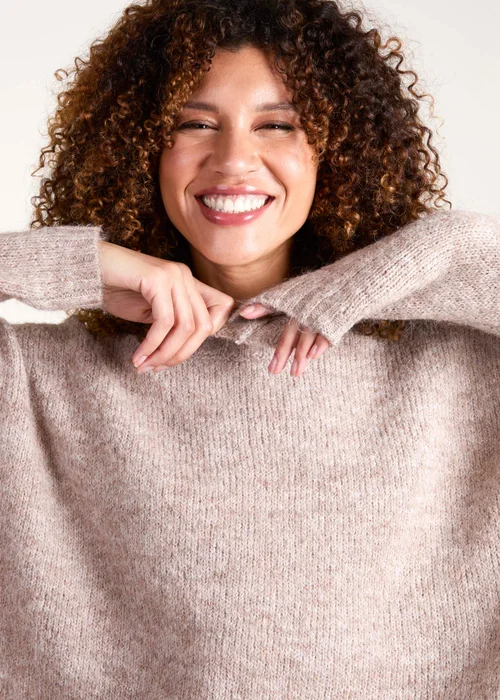 Blue Vanilla Brown Round Neck Jumper - One Size Image 3