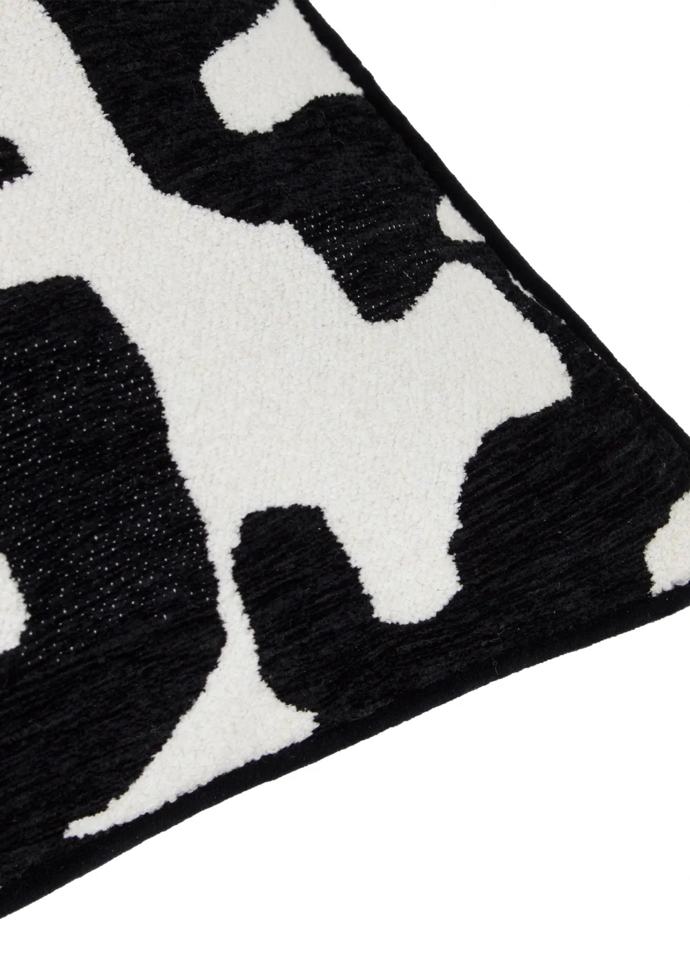 Hoem Caval Boucle Jacquard Filled Cushion (50cm x 50cm) - 50cm x 50cm Image 5