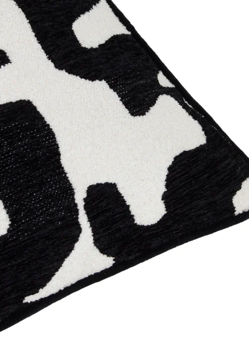 Hoem Caval Boucle Jacquard Filled Cushion (50cm x 50cm) - 50cm x 50cm Image 5