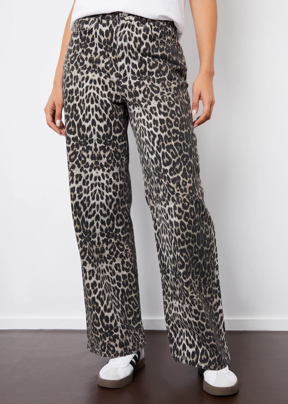 Threadbare Brown Soleil Printed Wide Leg Denim Jeans - 8 Image 1