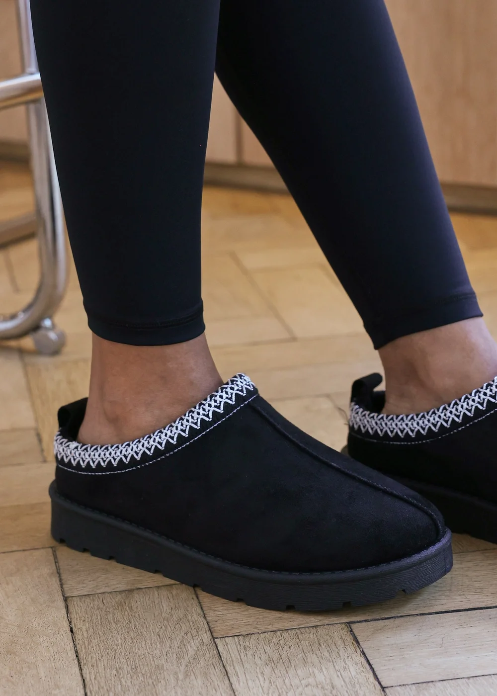 Where's That From Pine Black Faux-Faux Suede Fur Lining Slipper Boots - 8 Image 2