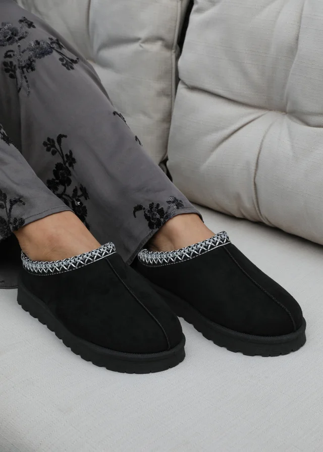 Where's That From Pine Black Faux-Faux Suede Fur Lining Slipper Boots