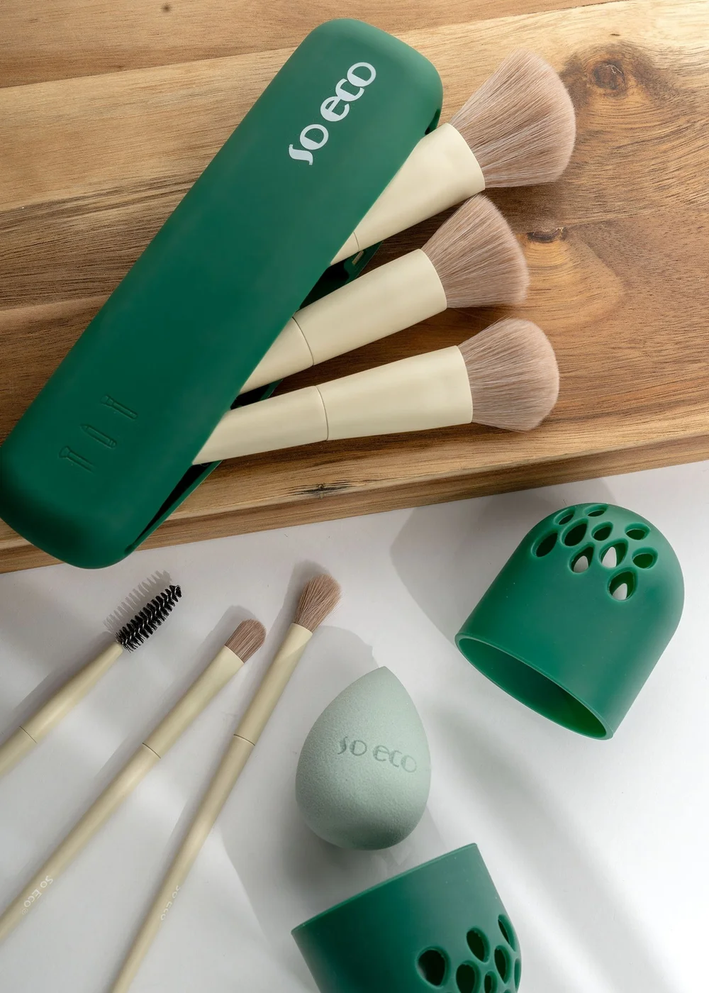 So Eco Dark Green Makeup Tool Set & Case - One Size Image 1