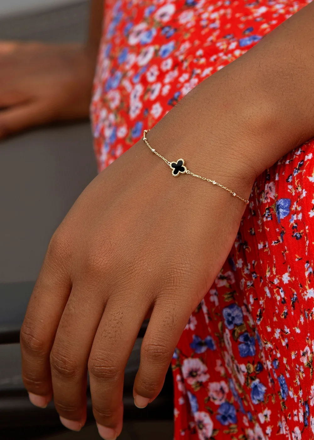 Golden Moments 9ct Black Onyx Clover DC Ball Bracelet - One Size Image 3