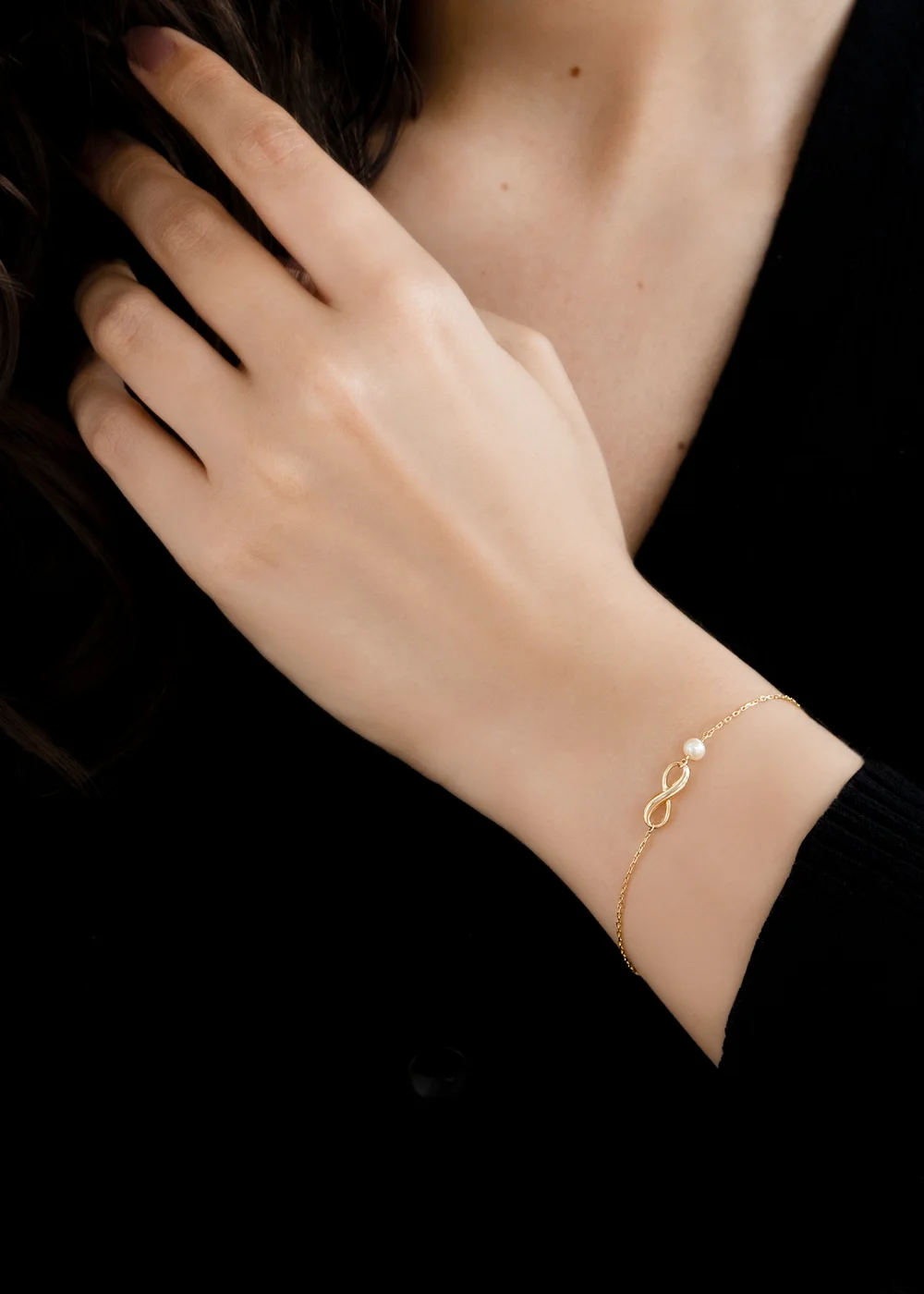 Golden Moments 9ct Gold Infinity Bracelet with Fresh Water Pearl - One Size Image 3