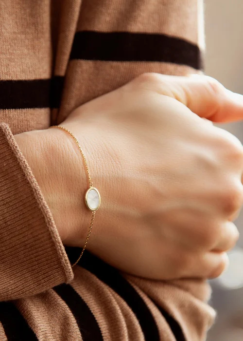 Golden Moments 9ct Yellow Gold Oval Mother of Pearl Bracelet - One Size Image 3