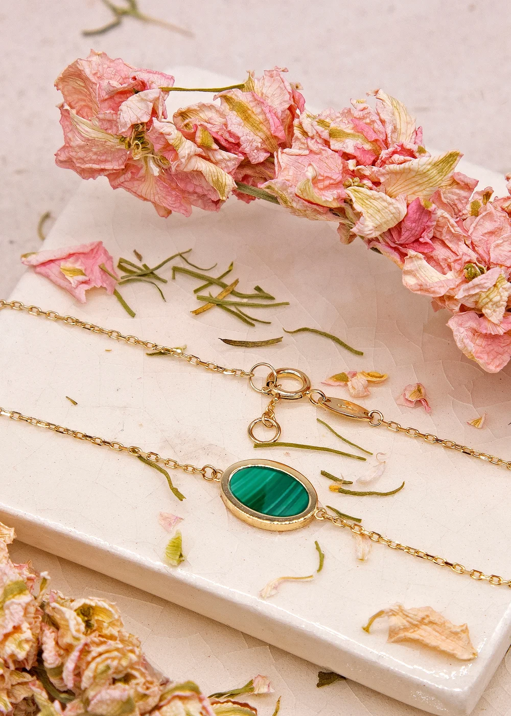 Golden Moments 9ct Yellow Gold Oval Malachite Bracelet - One Size Image 2