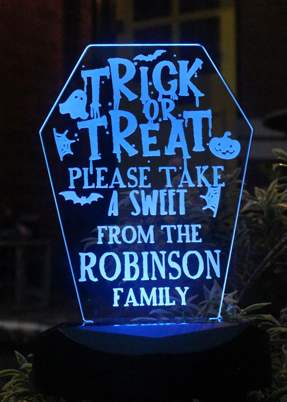 Personalised Memento Company Black Trick or Treat Halloween Solar Light - One Size Image 5