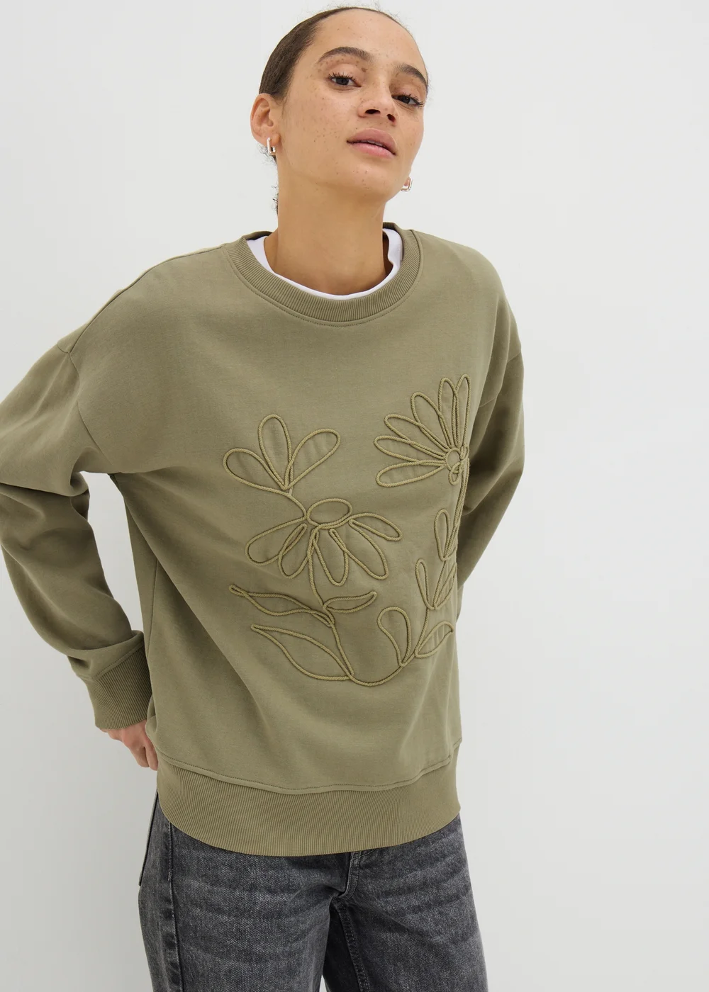 Green Floral Stitch Sweatshirt - XS Image 1