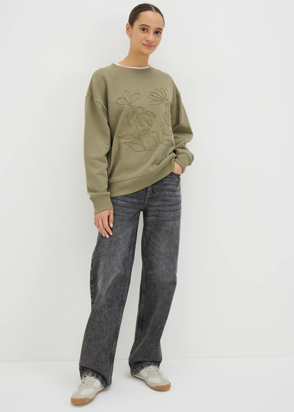 Green Floral Stitch Sweatshirt - XS Image 2