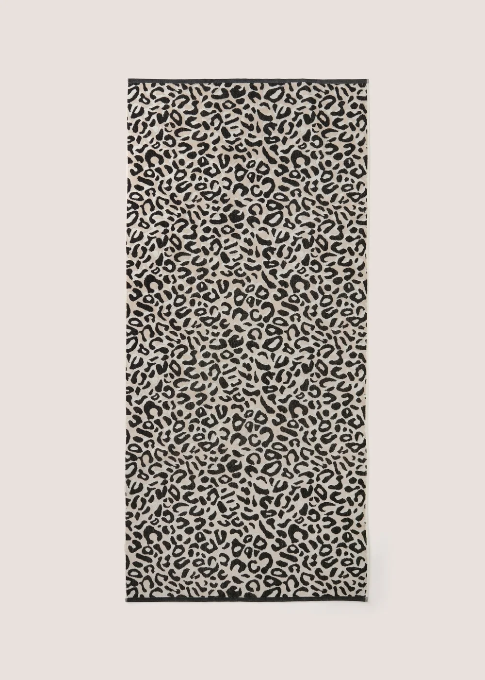 Leopard Jacquard Beach Towel Image 1