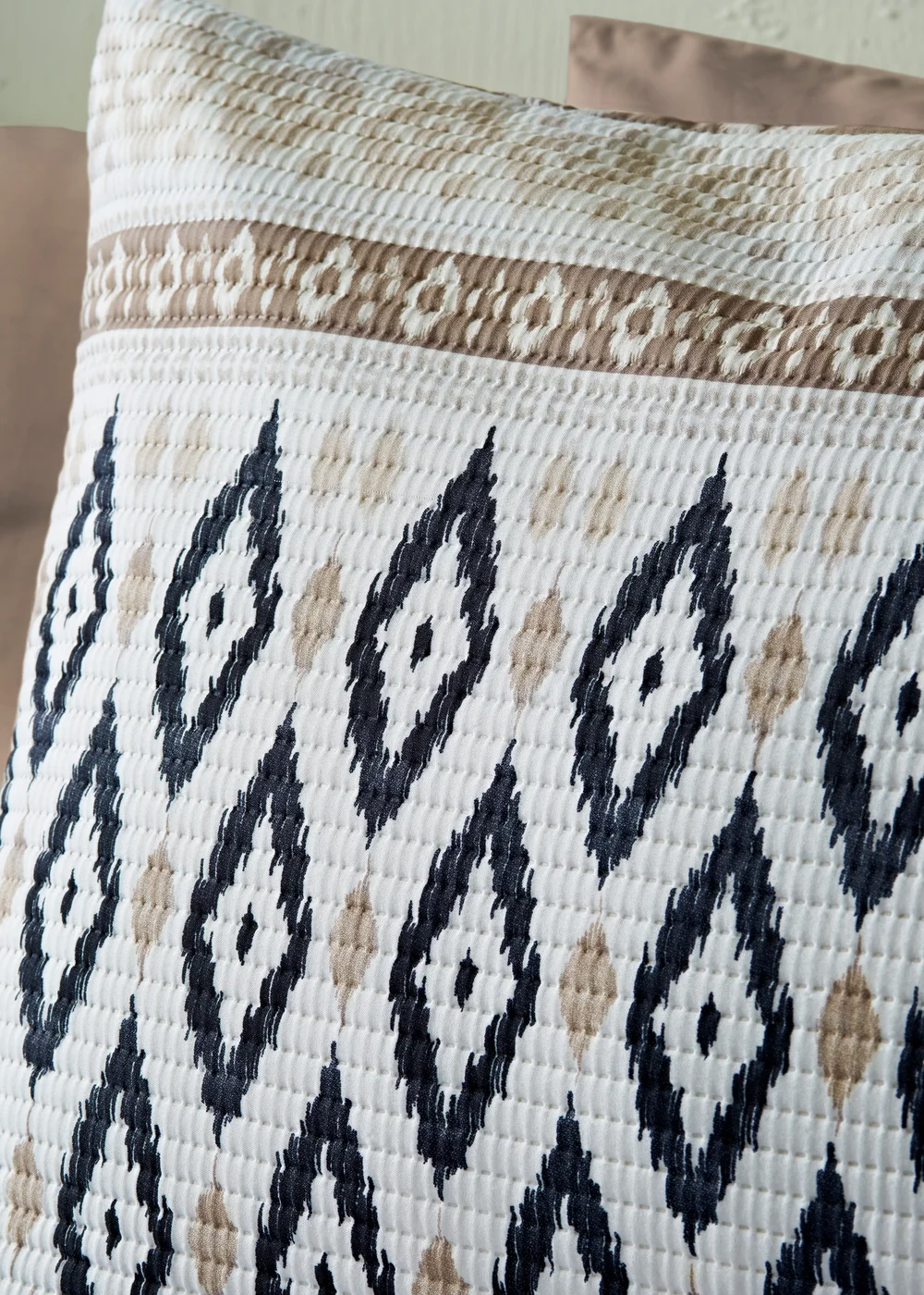 Natural Geometric Pinsonic Duvet Set - Single Image 2