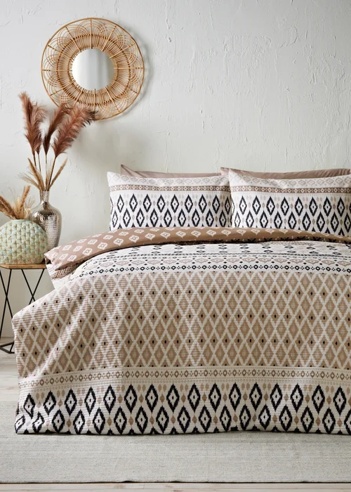 Natural Geometric Pinsonic Duvet Set - Single Image 1