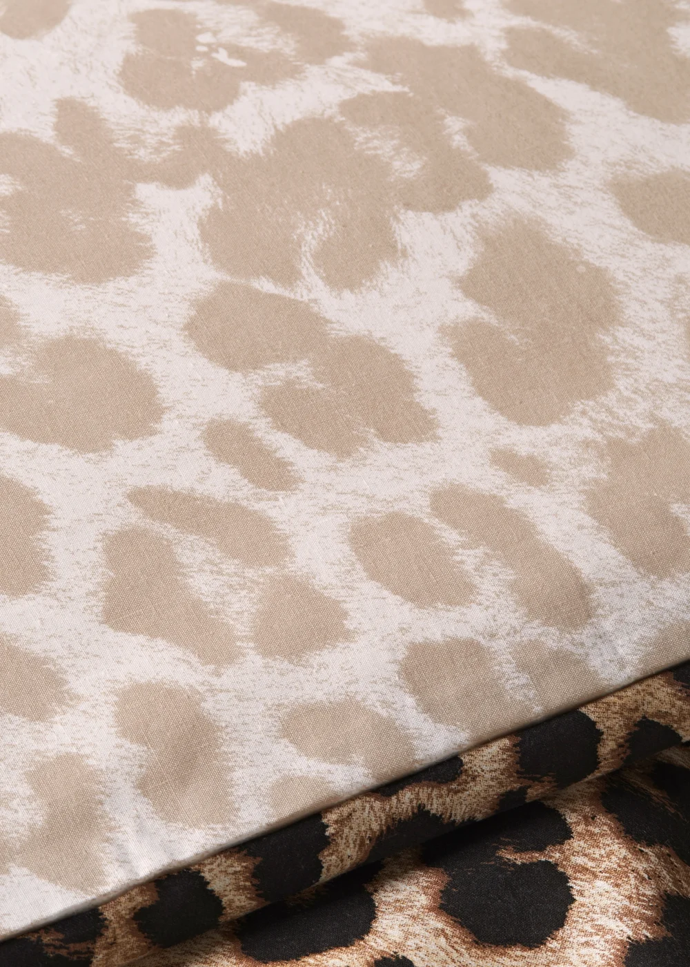 Brown Leopard Print Duvet Set - Single Image 3