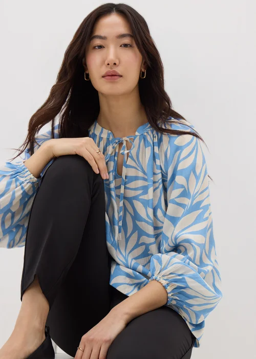 Et Vous Blue Palm Crinkle Boho Blouse - 8 Image 1